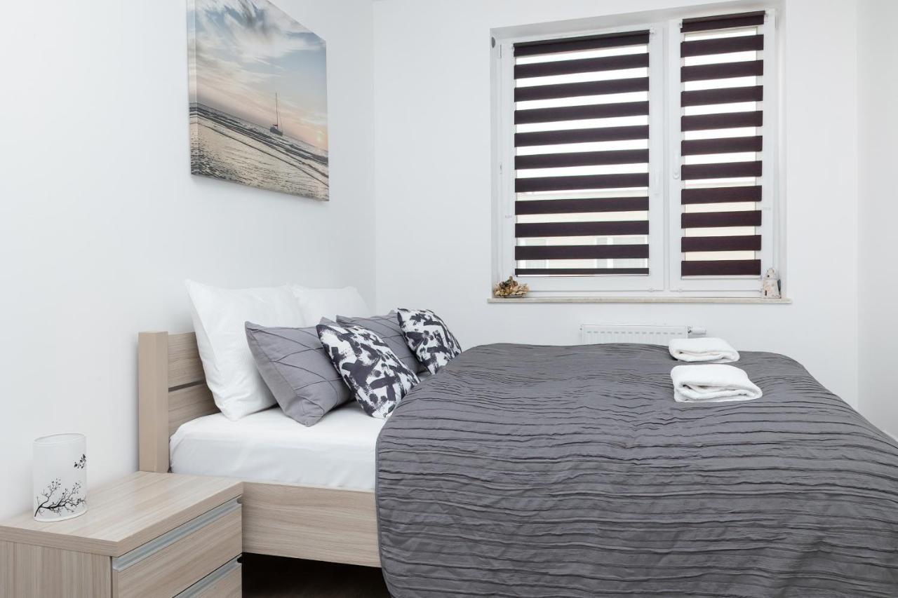Apartamenty Paryska By Renters Колобжег Екстериор снимка